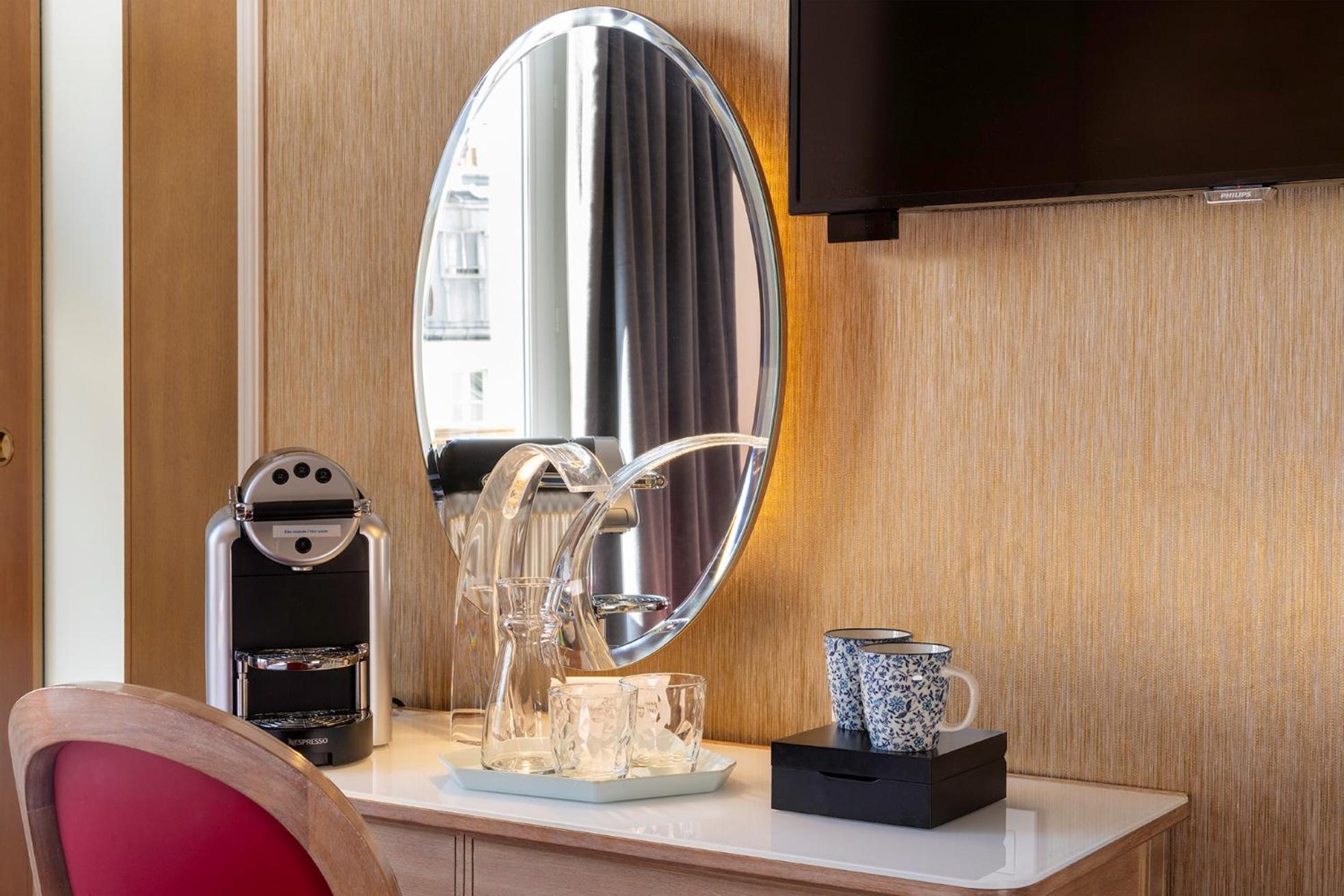 Chambre Prestige - Vue sur Tour Eiffel